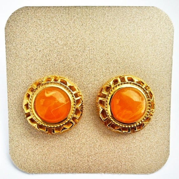 Vintage Goldtone Earrings | Trifari - Monet Style - Picture 3 of 6